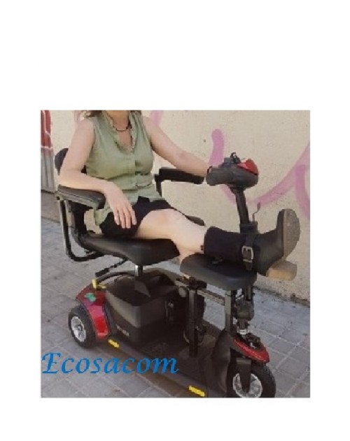 REF: 12-002/4, Reposa pies ajustable para Scooter