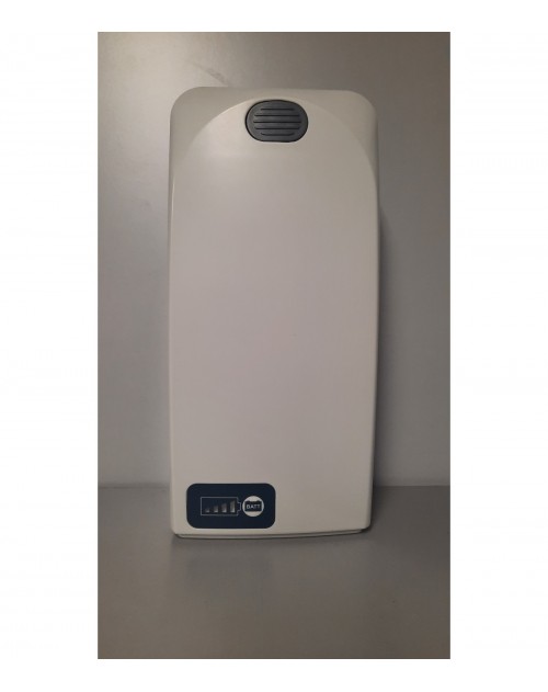 REF:CM801B, CONTENEDOR BATERIAS SIN BATERIAS MOTECK- AKS